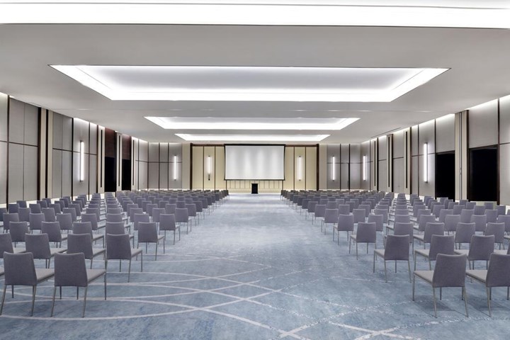 Crafting Luxury: Yumeya Furniture's Bespoke Program for Address Sky View Hotel