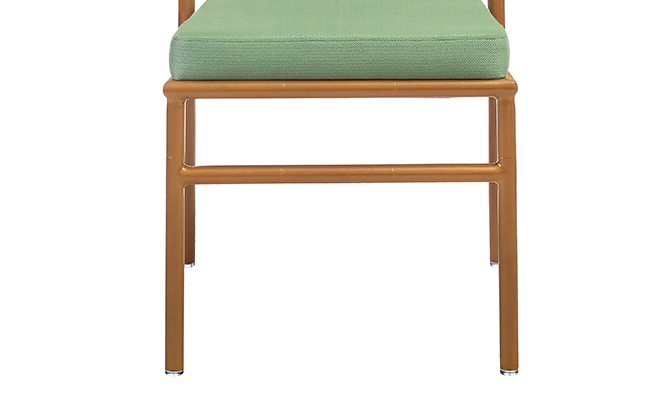 Decorative Backrest Gold Chiavari Chairs YZ3055 Yumeya