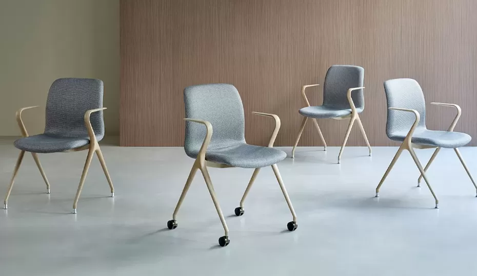 Choosing the Perfect Meeting Room Chairs: A Comprehensive Guide